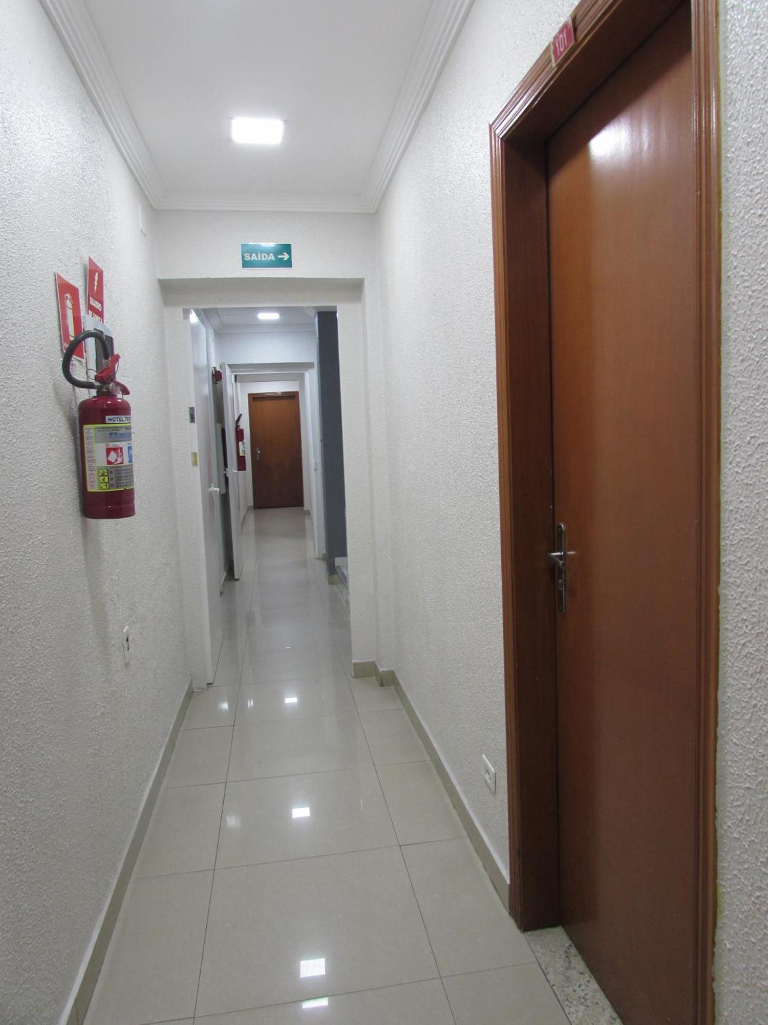 Hotel Tropicalia Proximo A 25 De Marco , Bras E Bom Retiro "Com Estacionamento Conveniado Ao Lado Do Hotel" Sao Paulo Dış mekan fotoğraf