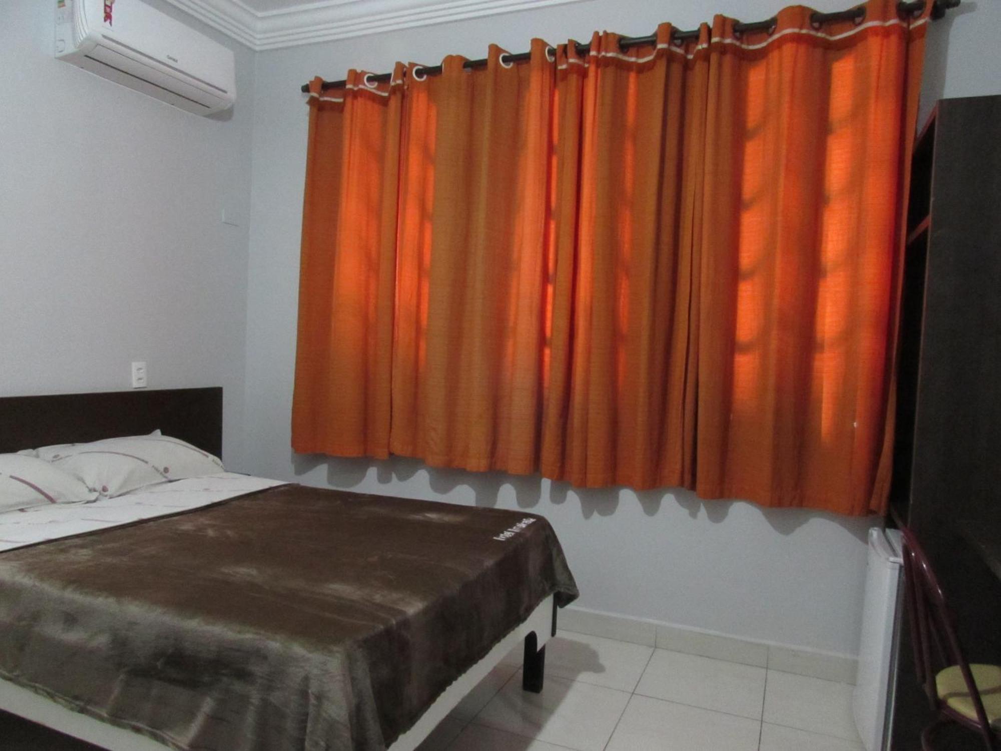 Hotel Tropicalia Proximo A 25 De Marco , Bras E Bom Retiro "Com Estacionamento Conveniado Ao Lado Do Hotel" Sao Paulo Dış mekan fotoğraf