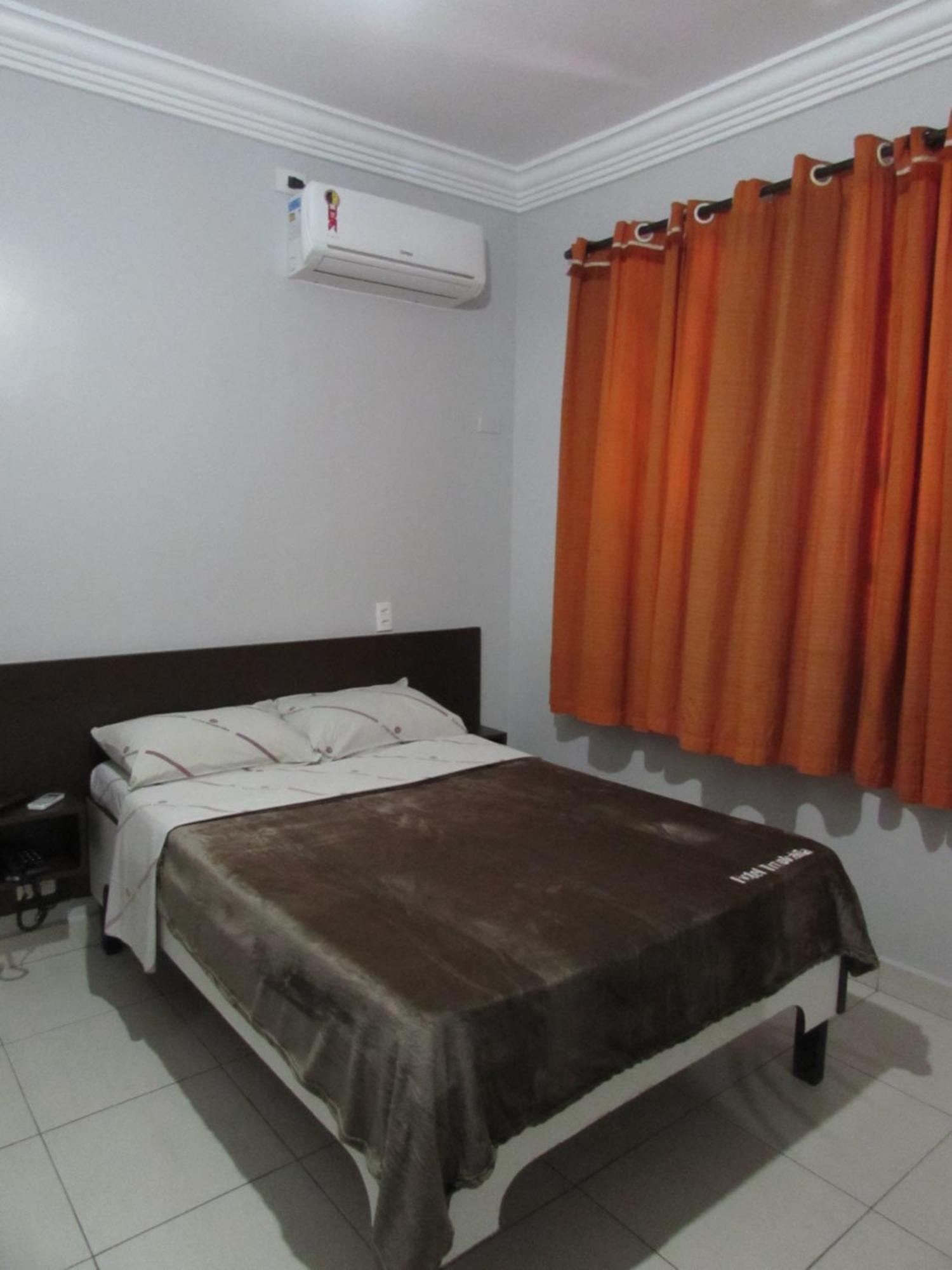 Hotel Tropicalia Proximo A 25 De Marco , Bras E Bom Retiro "Com Estacionamento Conveniado Ao Lado Do Hotel" Sao Paulo Dış mekan fotoğraf